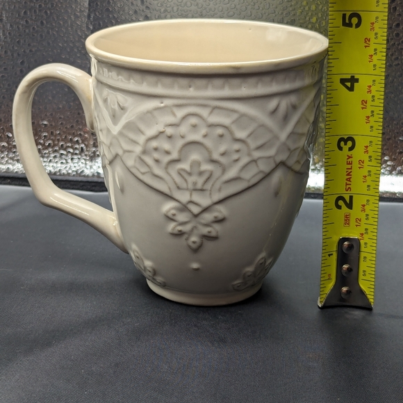 Pioneer Woman Farmhouse Lace 17 Oz. Mug Off White Country Chic - Picture 8 of 9